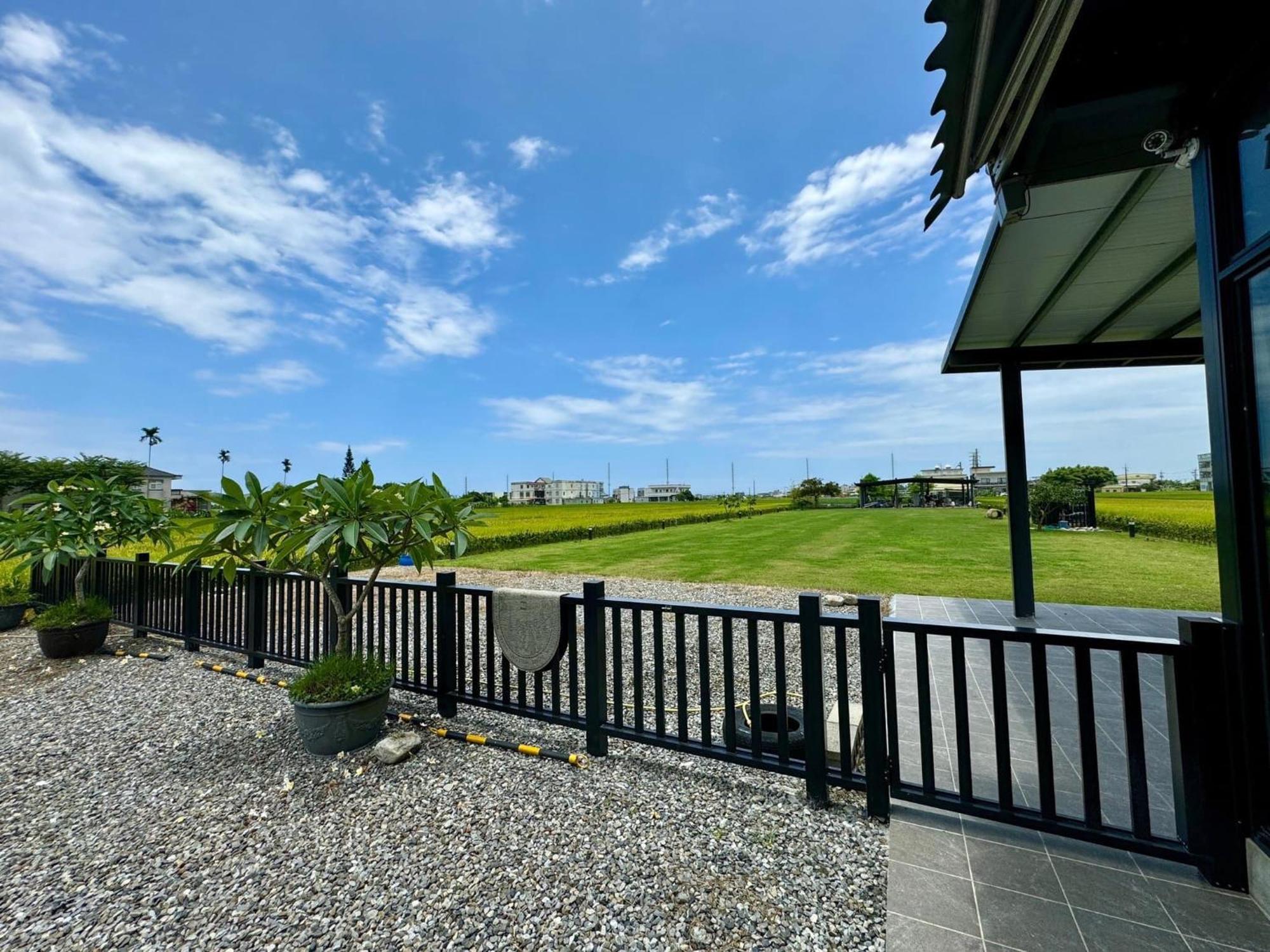 Tu Wei 192 Homestay Zhuangwei Exterior foto